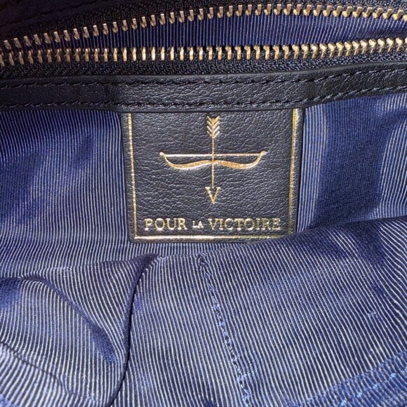 Pour la Victoire Beautiful leather Clutch - Picture 4 of 6